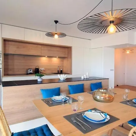 Le Royal -clim Et Parking- *