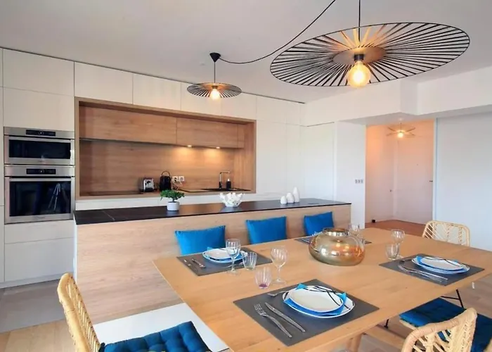 Le Royal -clim Et Parking- *